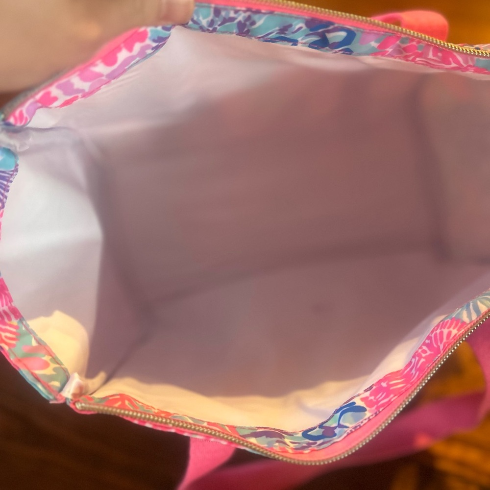 Lilly Pulitzer Splendor in the Sand Lunch Bag - Picture 6 of 6